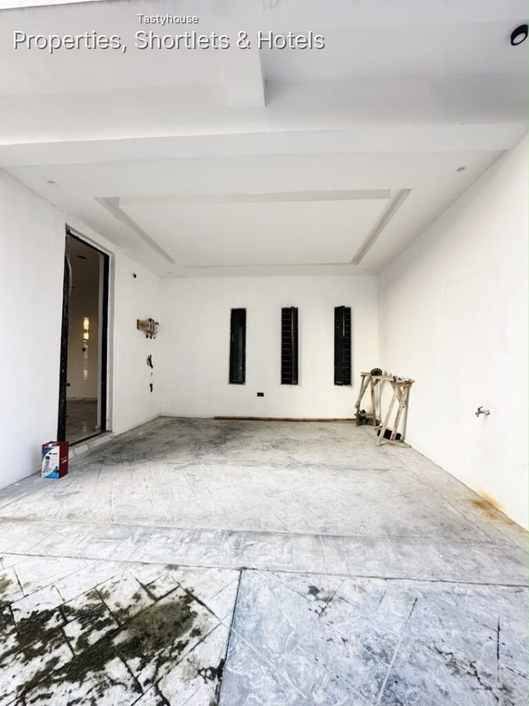 NEW 4BEDROOM TERRACE DUPLEX