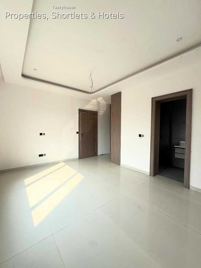 Brand New 2 Bedroom Apartment
