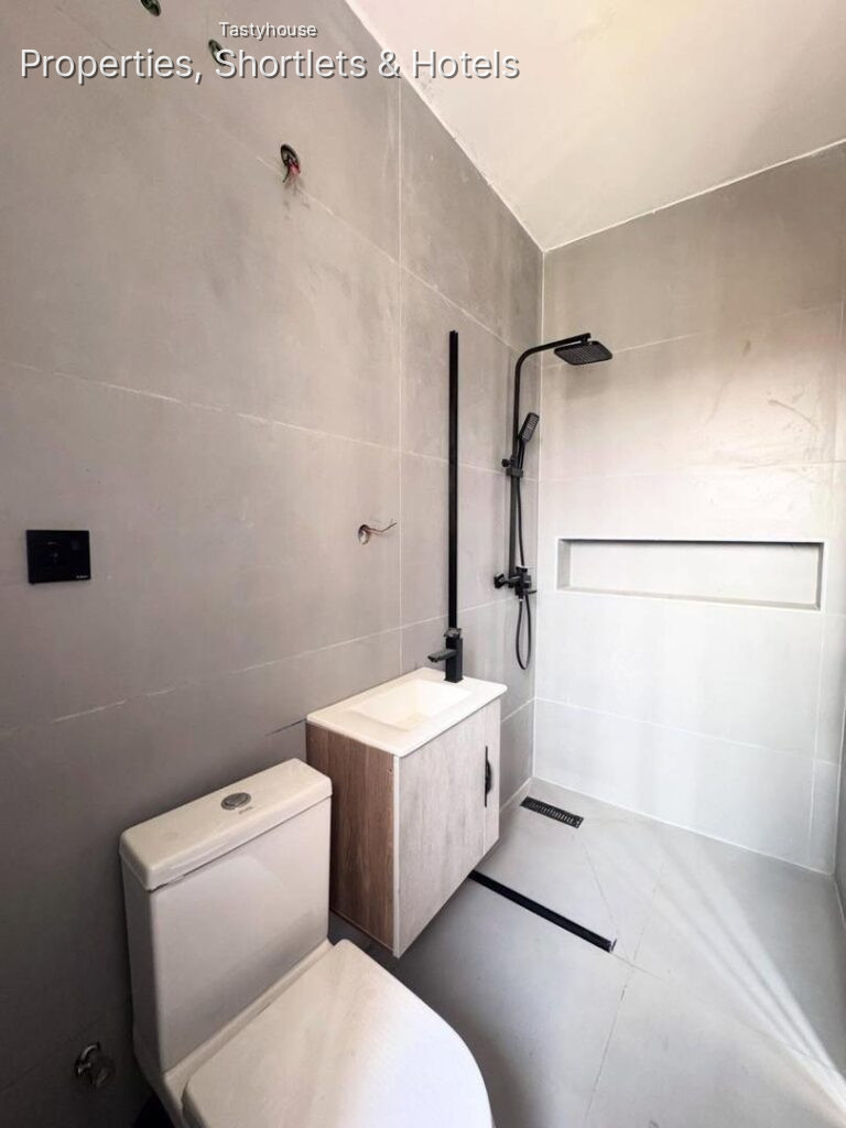 Brand New 2 Bedroom Apartment