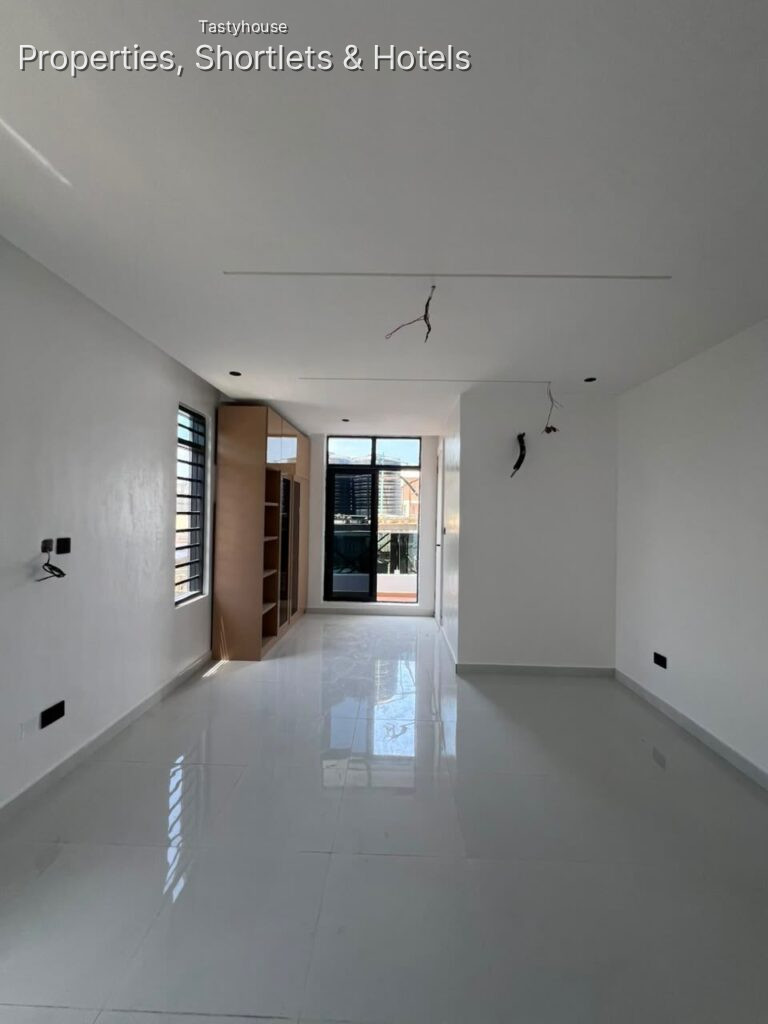 2 – Bedroom Apartment