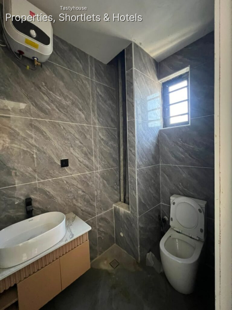 2 – Bedroom Apartment
