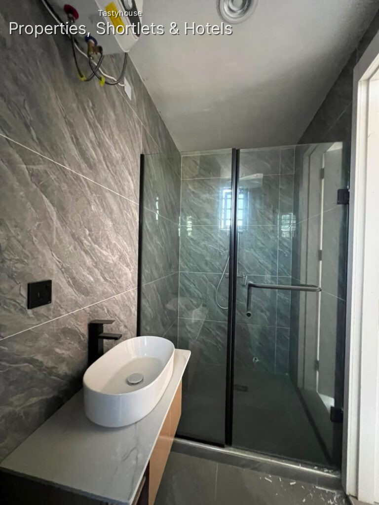 2 – Bedroom Apartment
