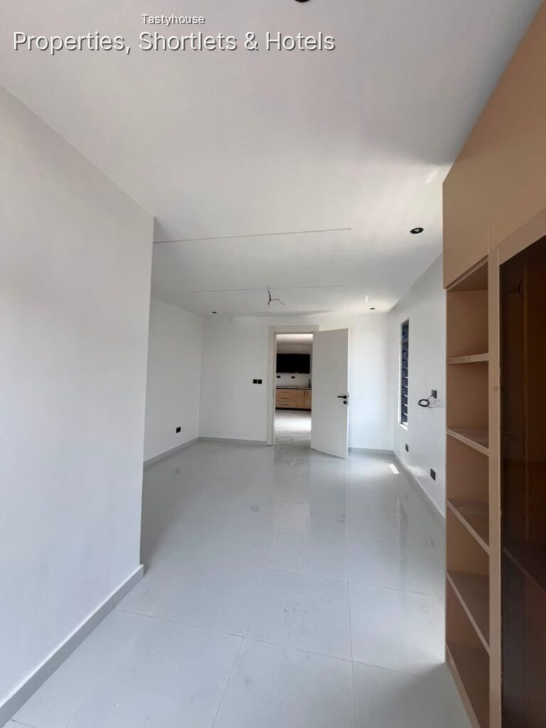 2 – Bedroom Apartment