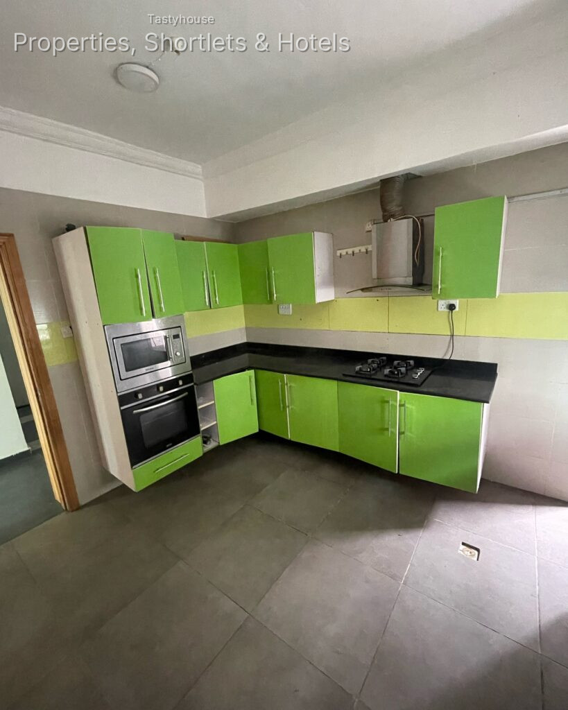 4 Bedroom Apartment