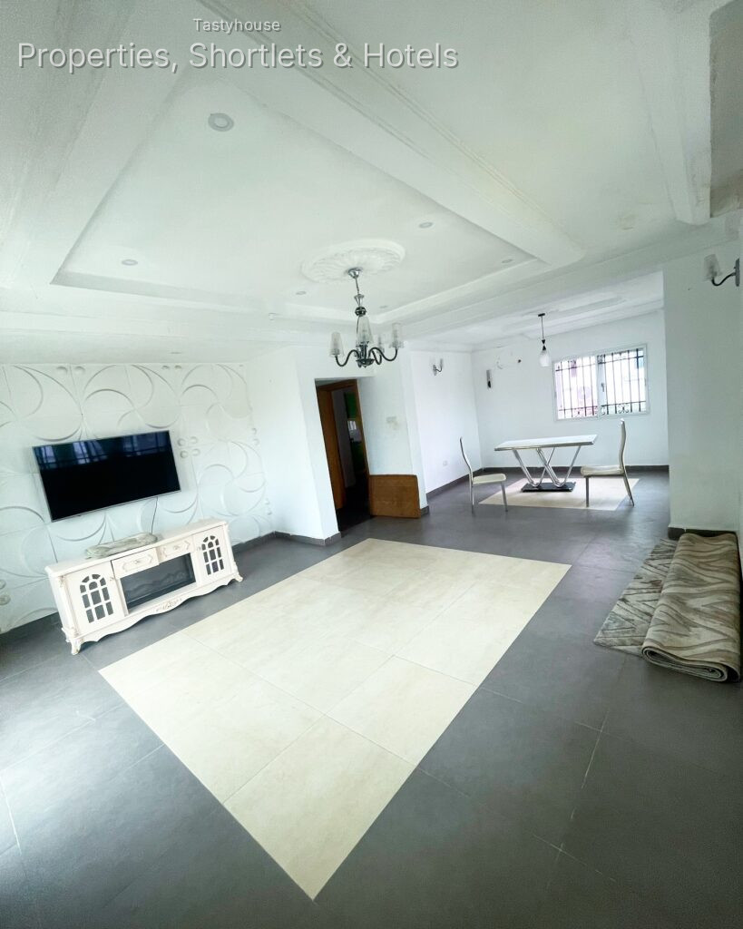 4 Bedroom Apartment