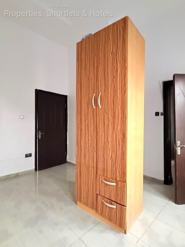 4 BEDROOM SEMI DETACHED
