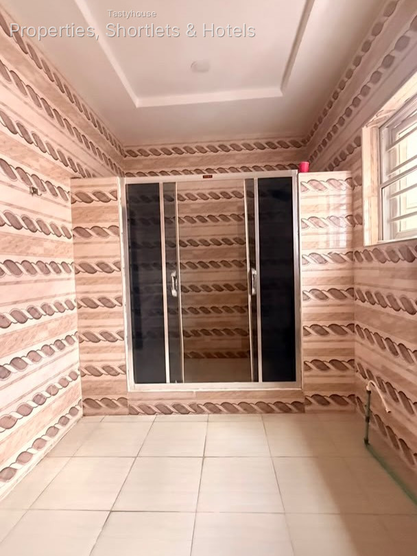 4 BEDROOM SEMI DETACHED