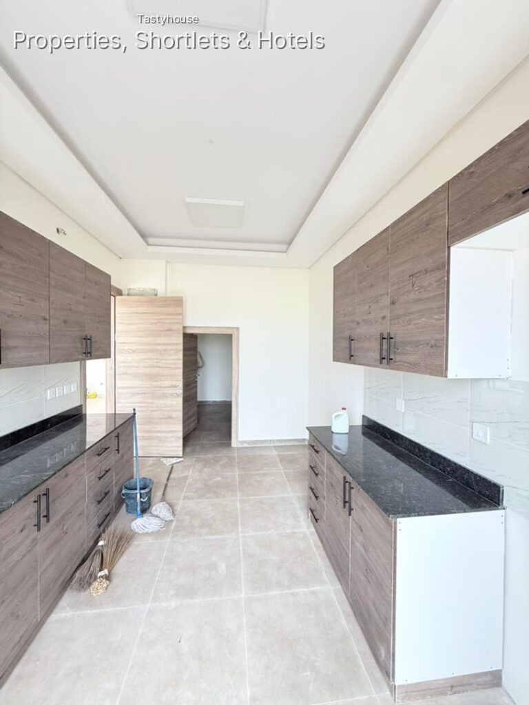 A newly completed four bedrooms wing duplex.
