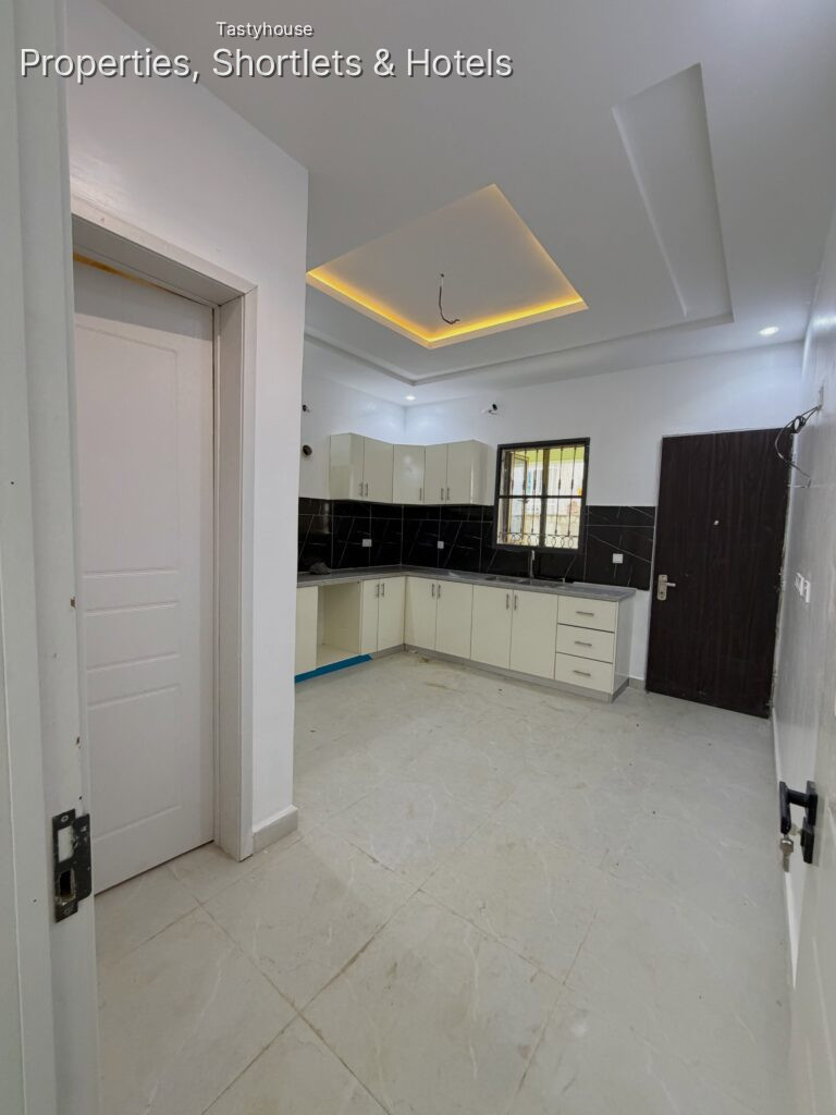 Spacious4-Bedroom terrace duplexX with bq