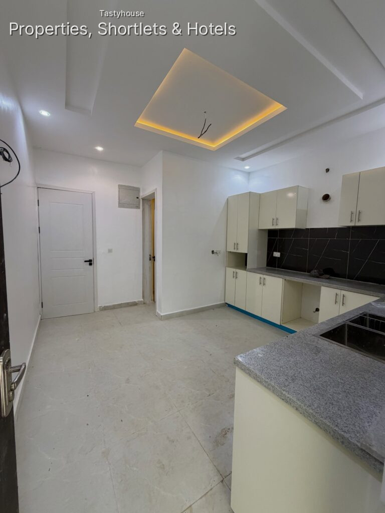 Spacious4-Bedroom terrace duplexX with bq