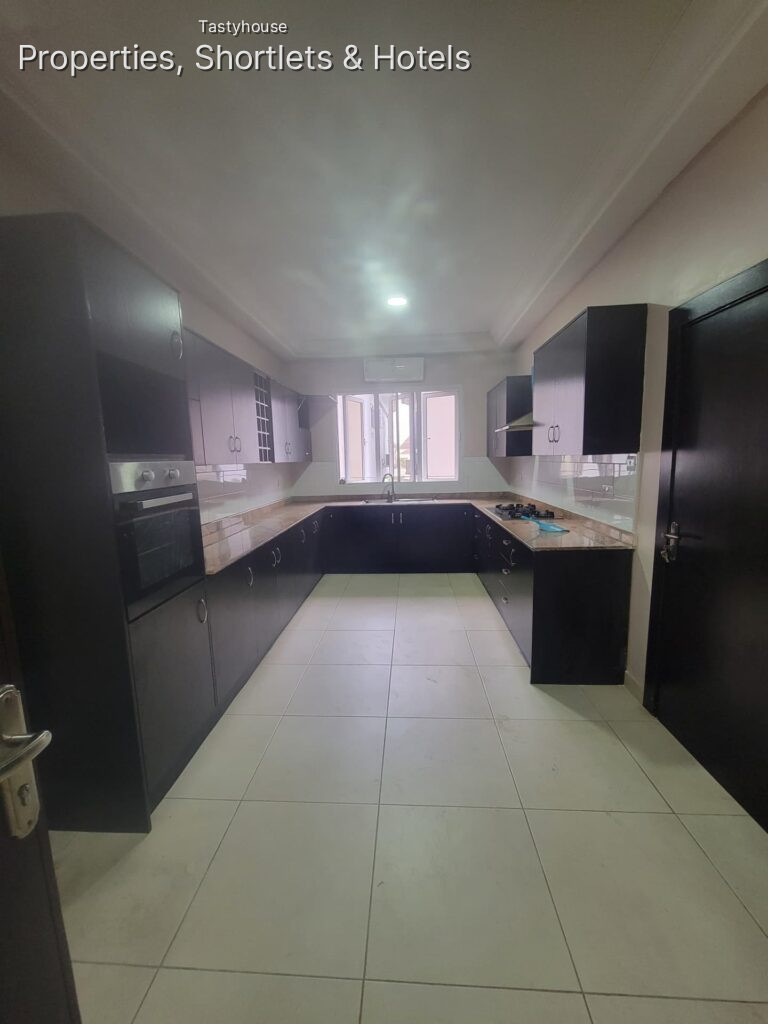 3 Bedroom Apartment