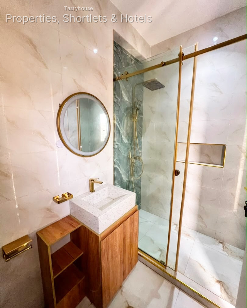 2 BEDROOM FULLY FURNISHED APARTMENT