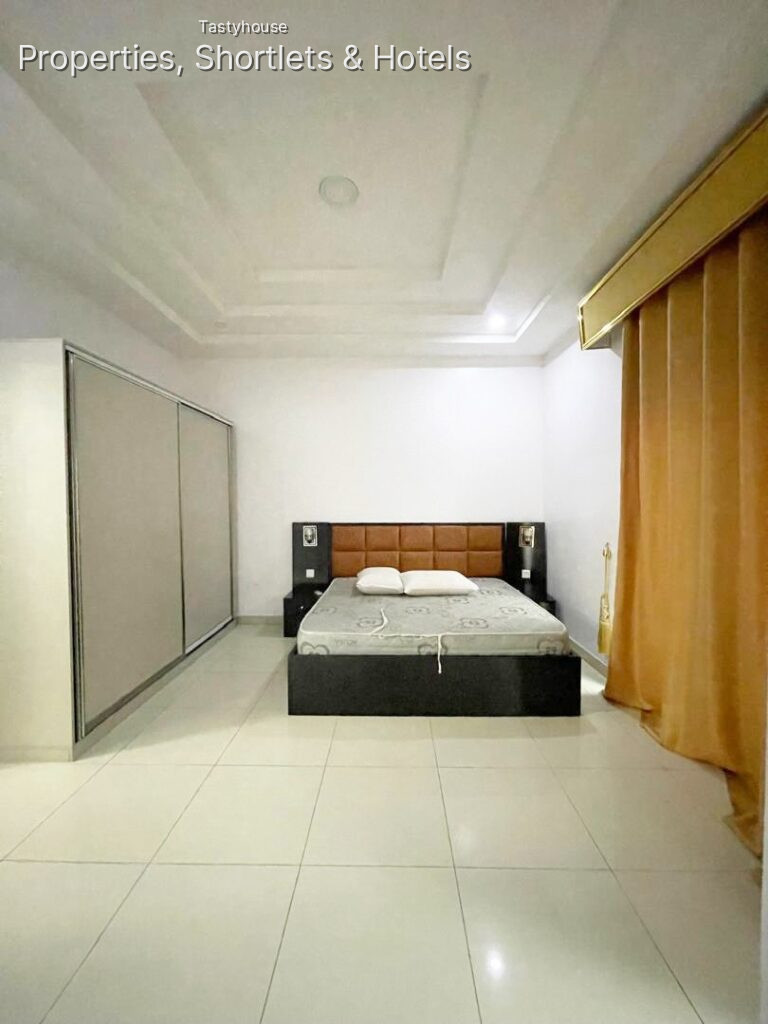 4 BEDROOM FULLY FURNISHED TERRACE DUPLEX