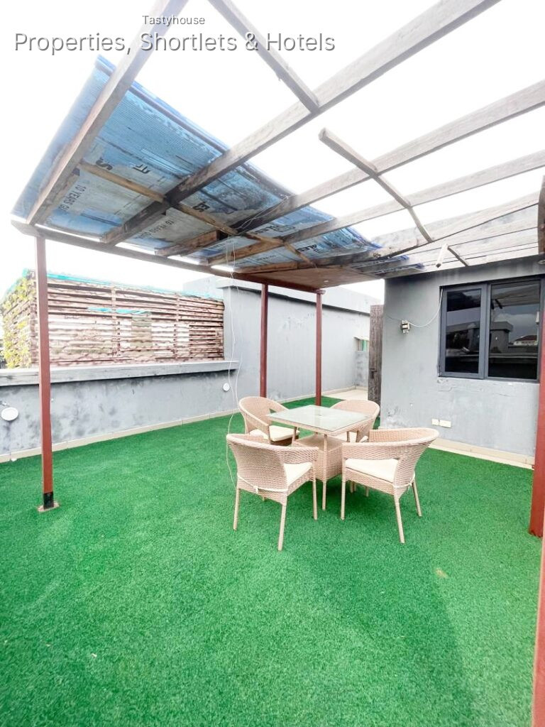 4 BEDROOM FULLY FURNISHED TERRACE DUPLEX