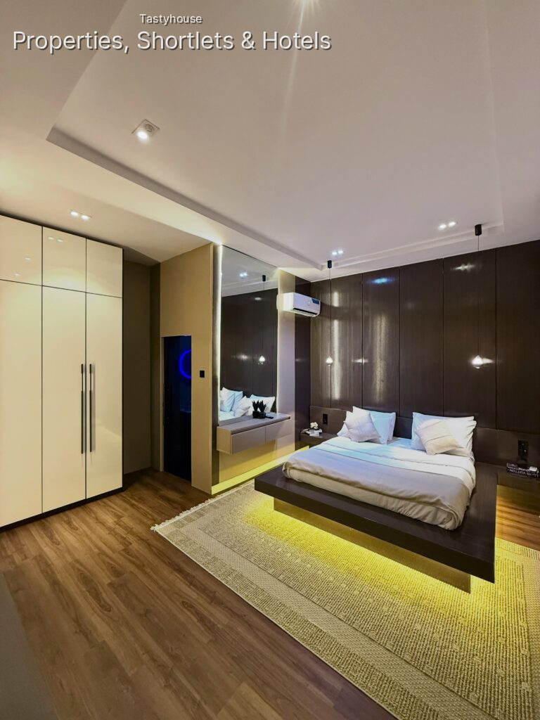 EXTREMELY RAVISHINGVERY SPACIOUS 2 BEDROOM APARTMENT