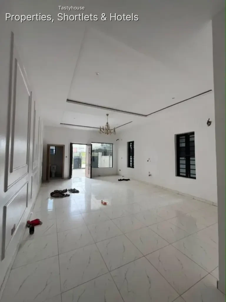Semi Detached4Bedroom Duplex + Gatehouse + BQ