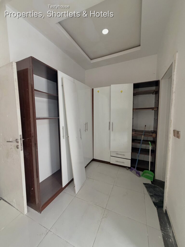 Exquisite 3Bedroom terrace duplex