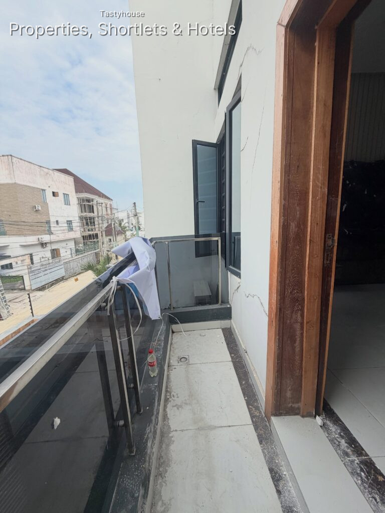 Exquisite 3Bedroom terrace duplex