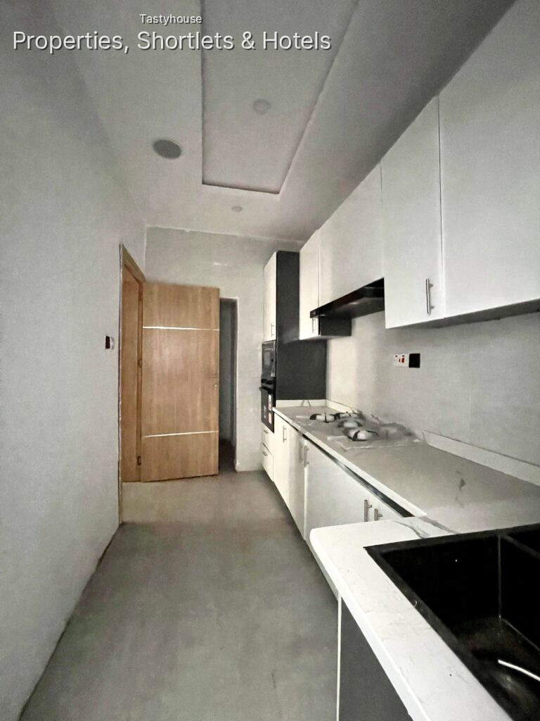 3 – BEDROOM DETACHED DUPLEXWITH A BQ
