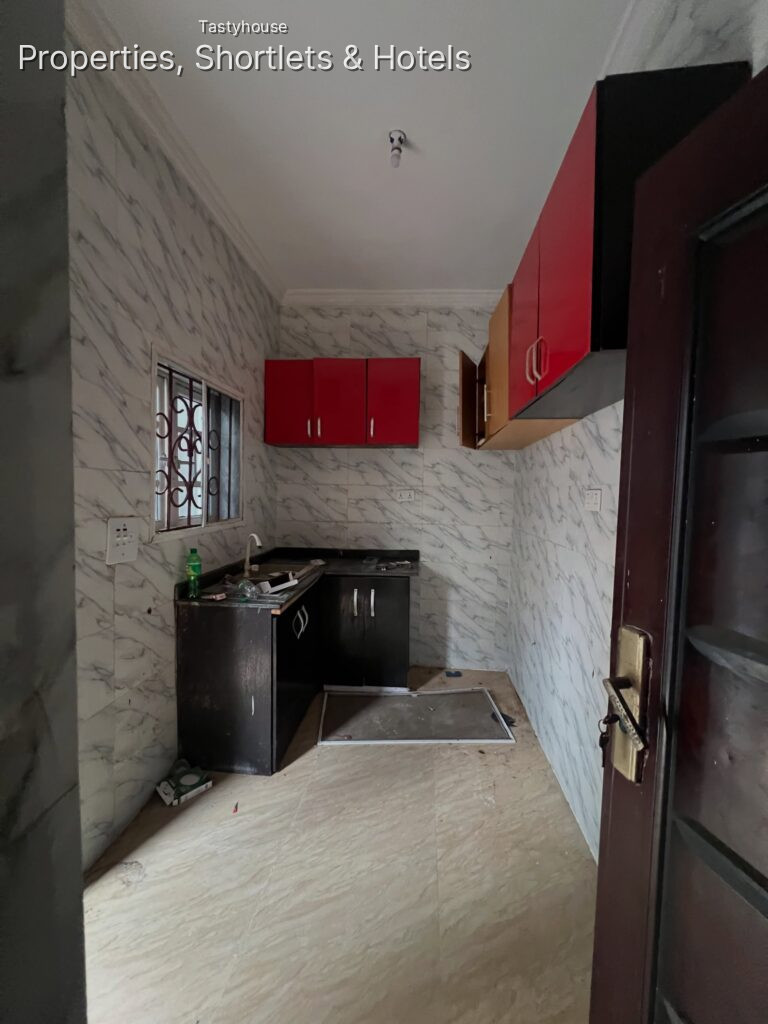 4UNITS OF 2bedroom Apartment