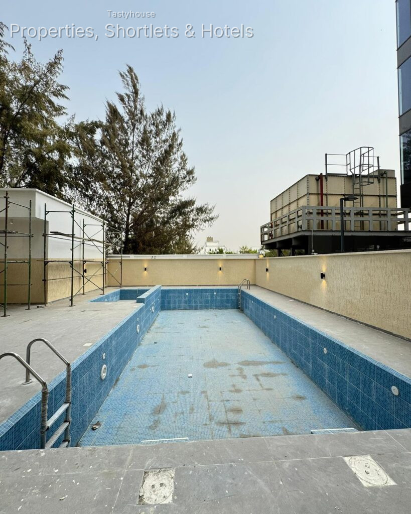 LUXURY 3 BEDROOM APARTMENTWITH COMMNUNAL PO0L & BO
