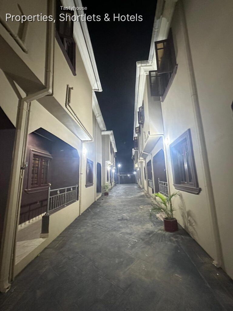 2 – Bedroom Apartment