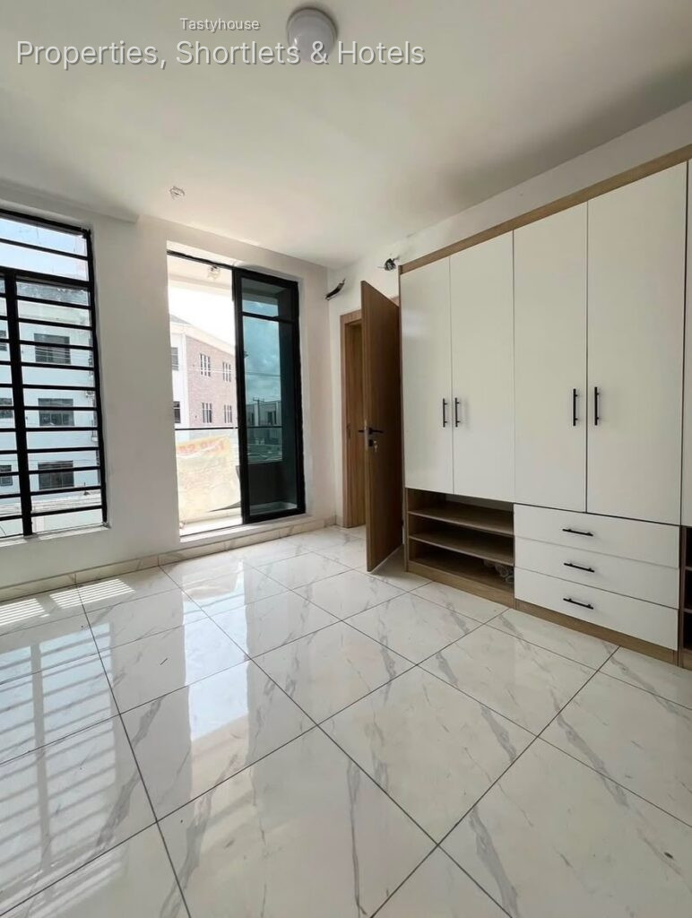 2 – Bedroom Apartment
