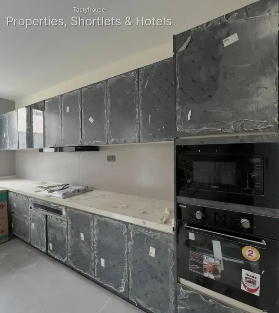 2 – Bedroom Apartment