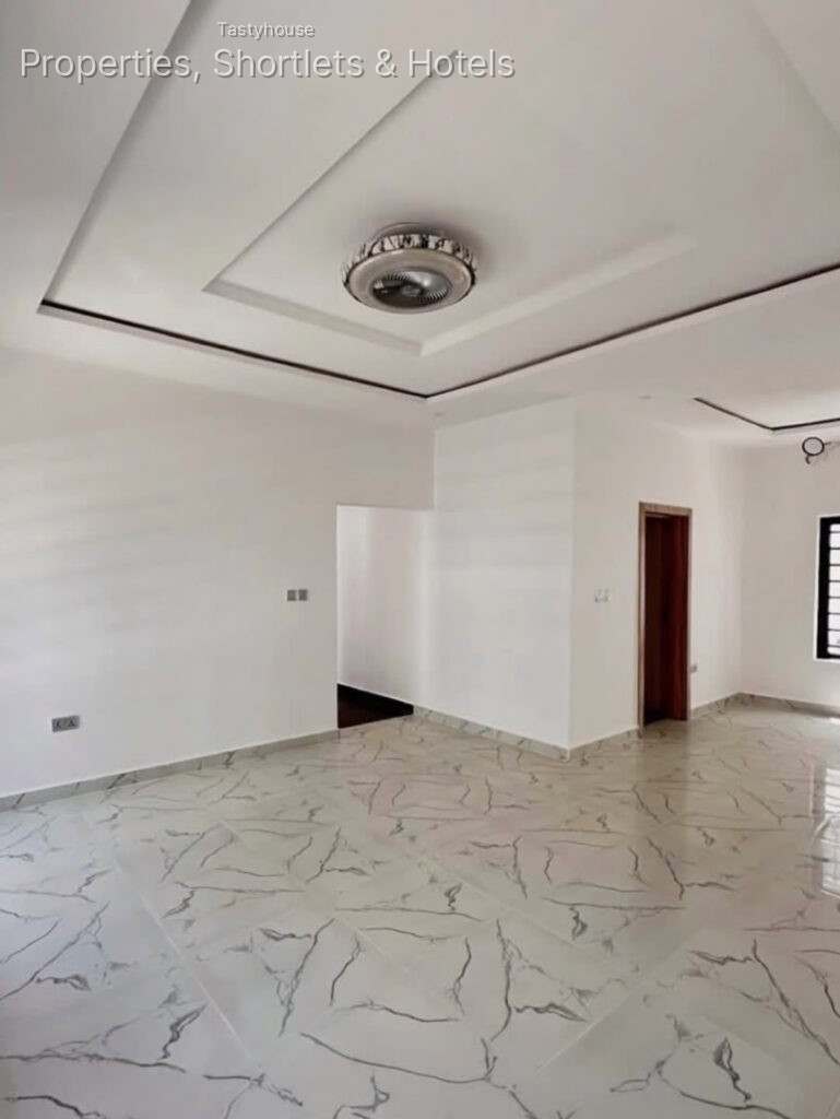 4 – bedroom terrace duplex with bq