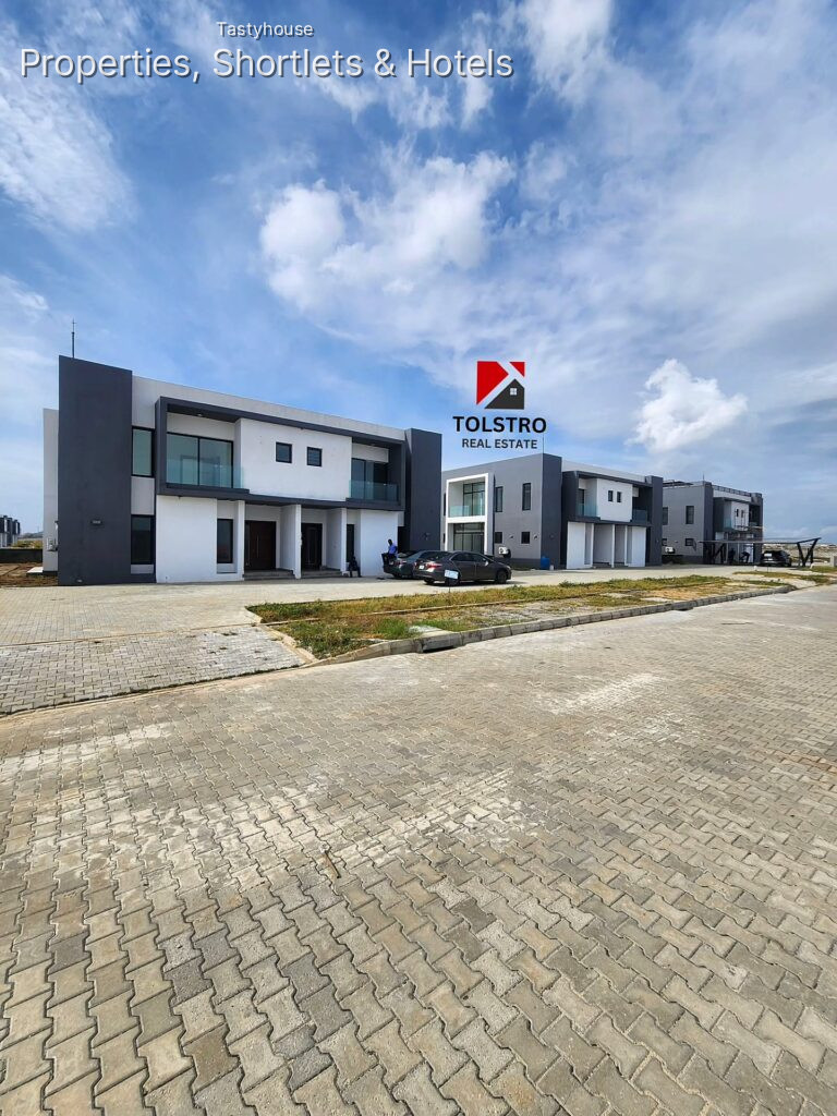 4 – bedroom semi detached duplex