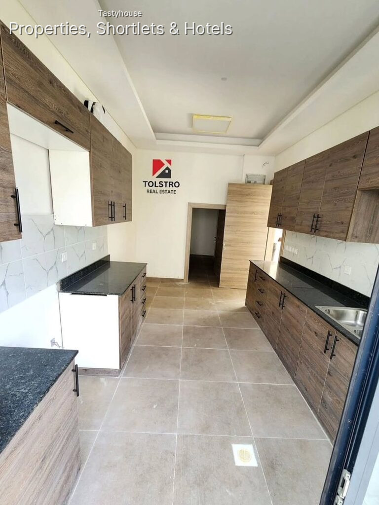 4 – bedroom semi detached duplex