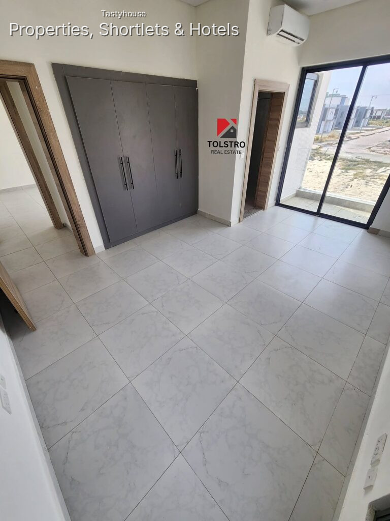 4 – bedroom semi detached duplex