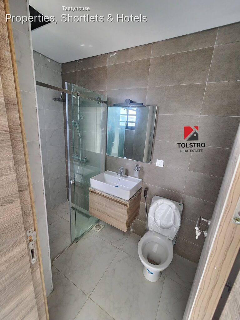 4 – bedroom semi detached duplex