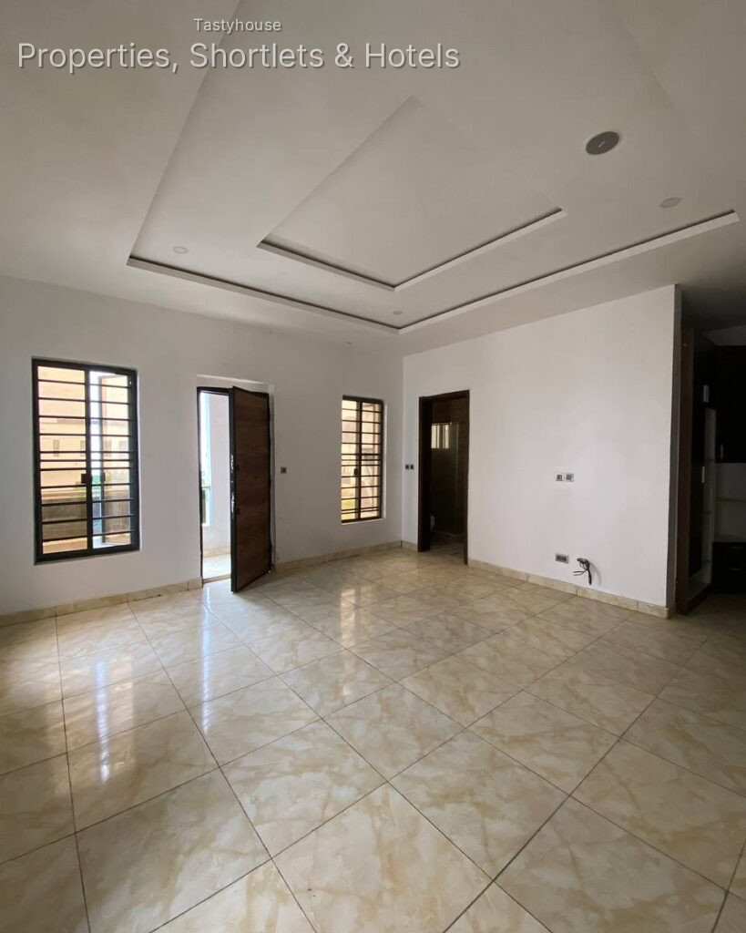 NEW 4 BEDROOM SEMI DETACHED DUPLEX