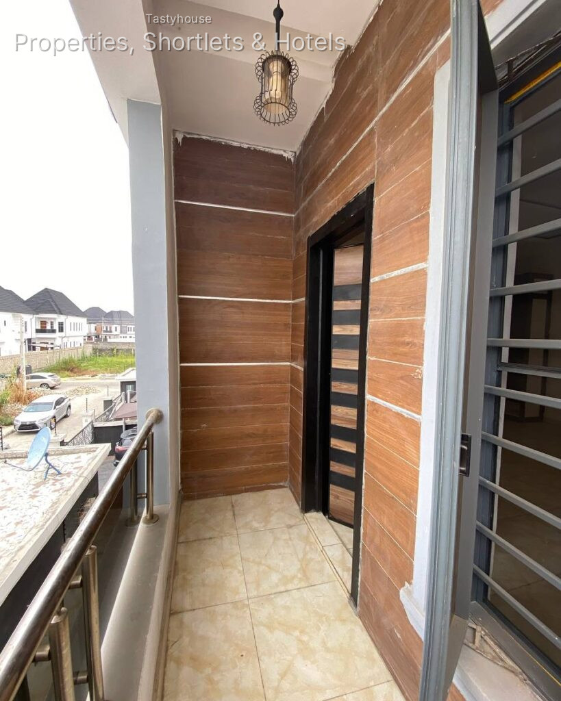NEW 4 BEDROOM SEMI DETACHED DUPLEX