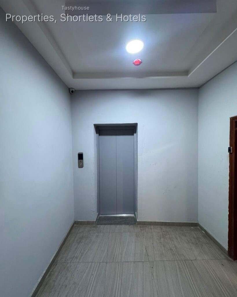 A FULLY SERVICED 2 BEDROOM APARTMENT