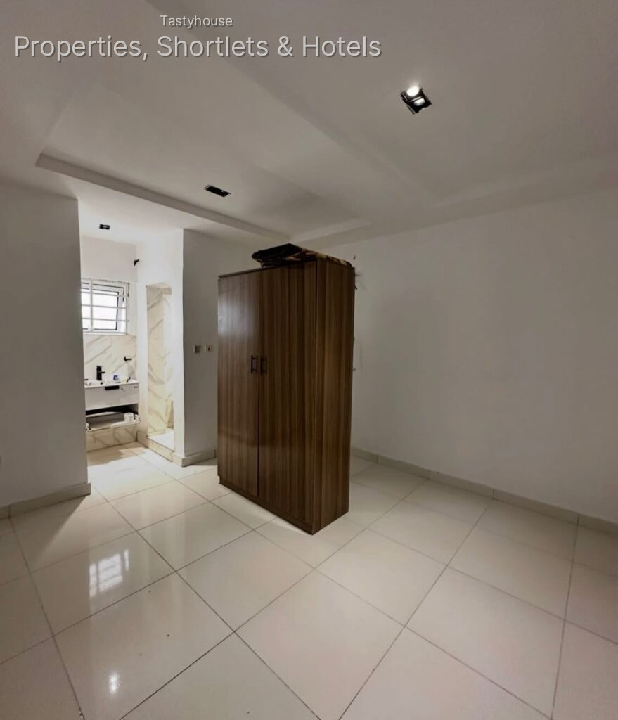 4 – Bedroom TerraceDuplex