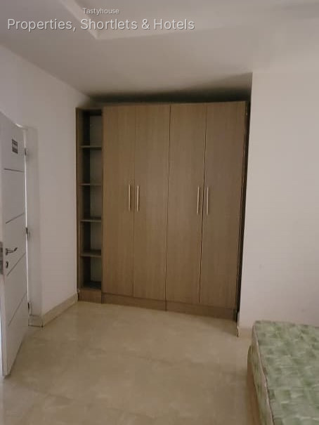 2-BEDROOM APARTMENT