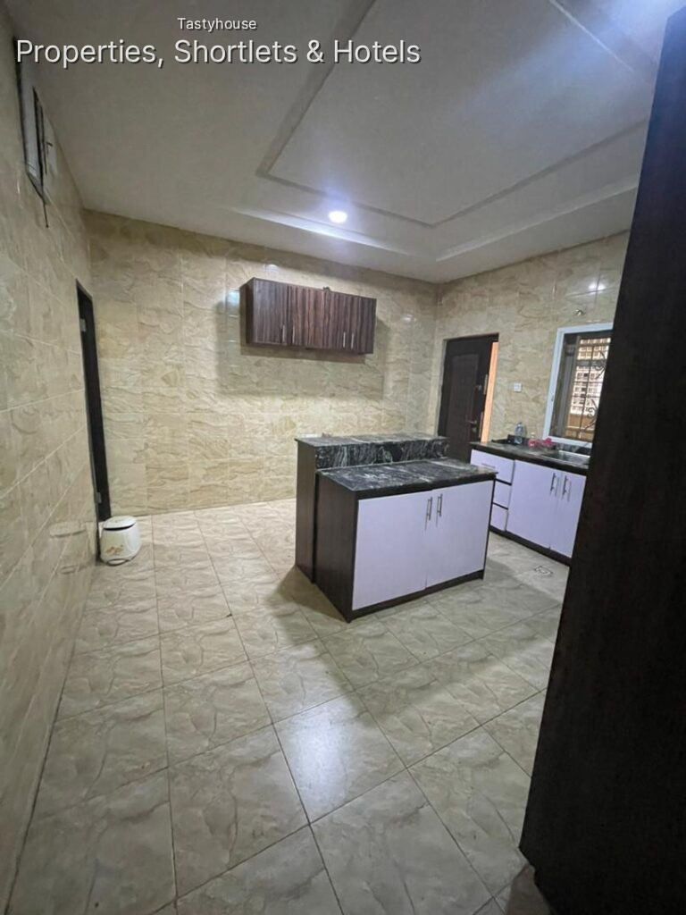 4 BEDROOM TERRACE DUPLEX WITH BQ