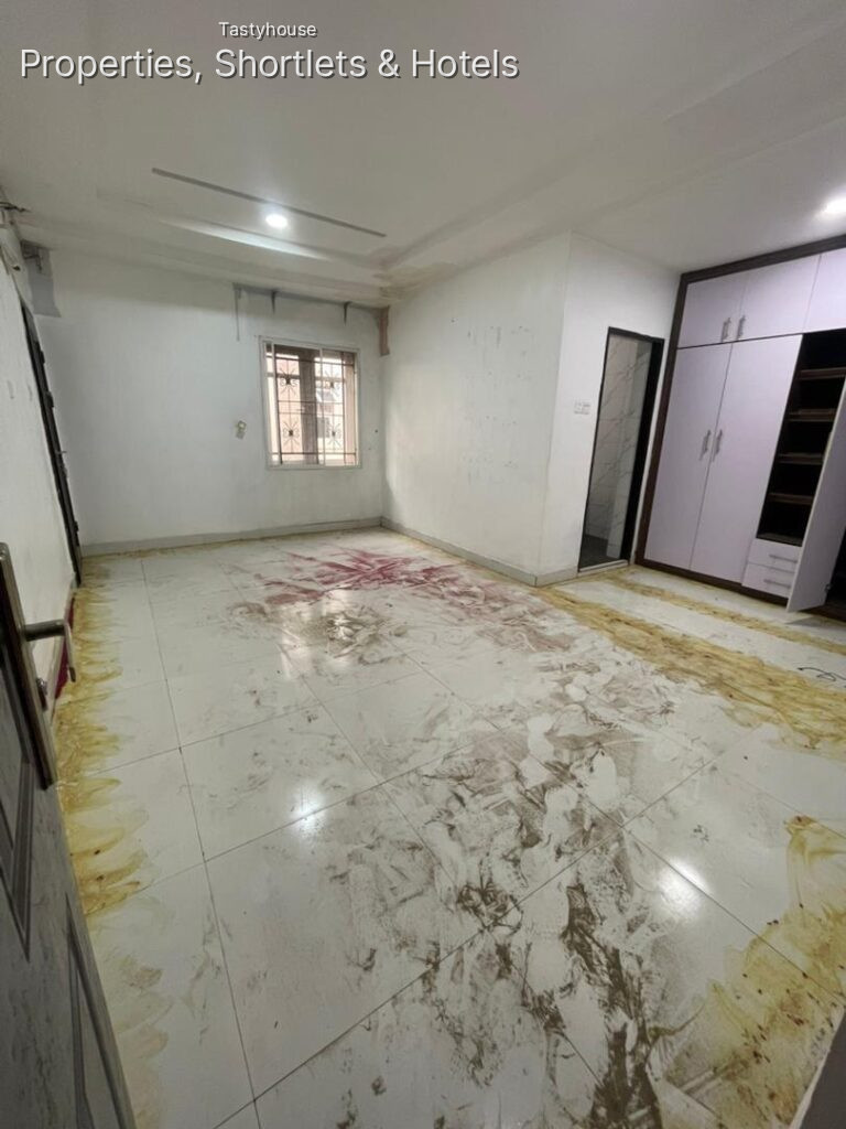 4 BEDROOM TERRACE DUPLEX WITH BQ
