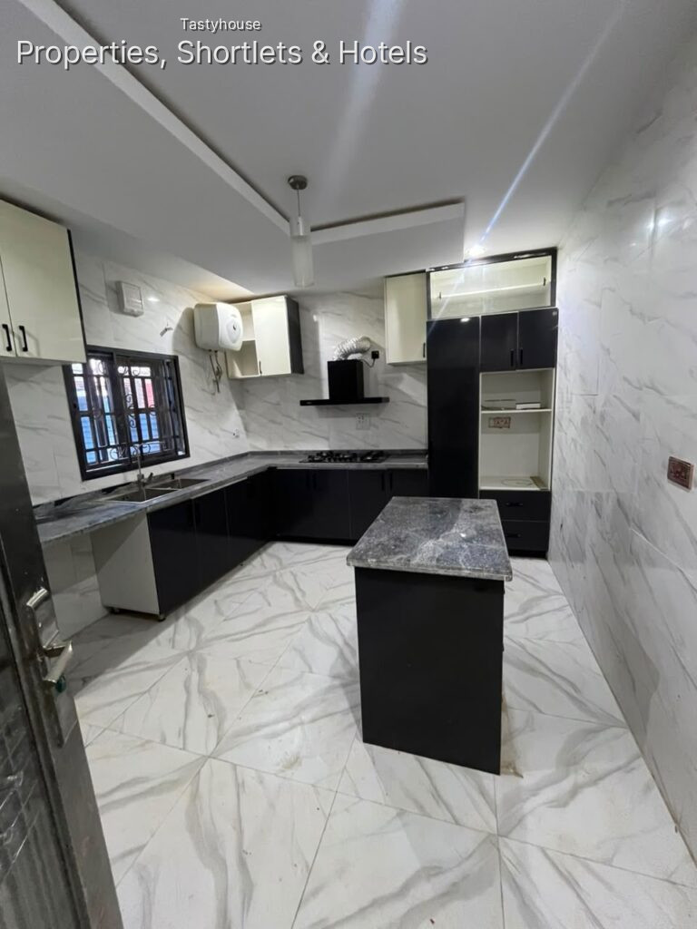 4 Bedroom Terrace Duplex