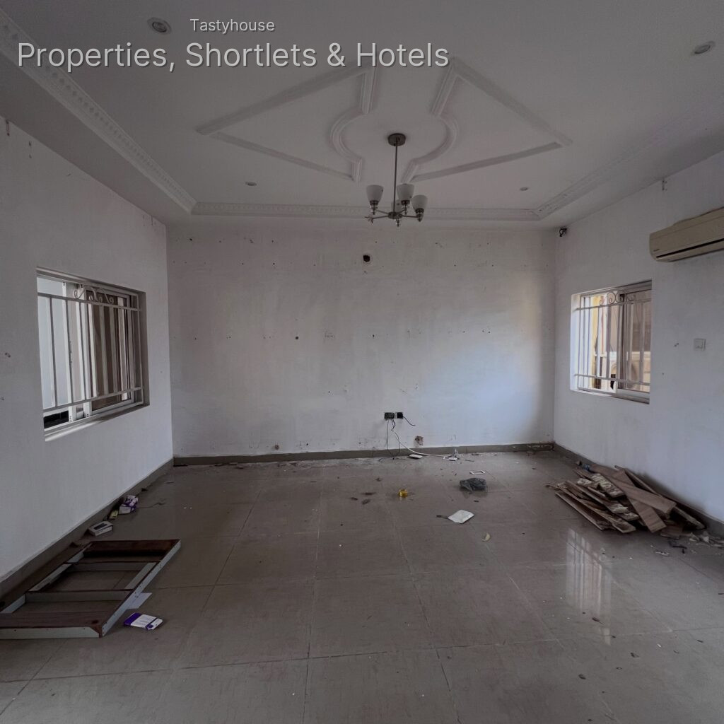 2 – Bedroom Apartment