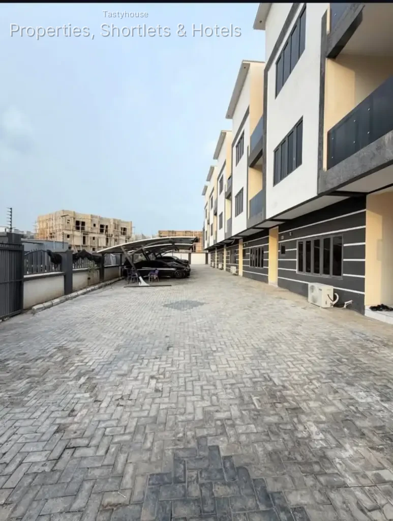 4 – Bedroom Terrace Duplex with BQ