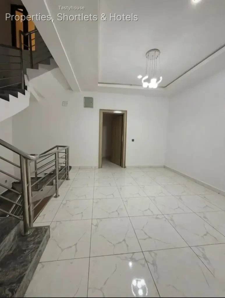 4 – Bedroom Terrace Duplex with BQ