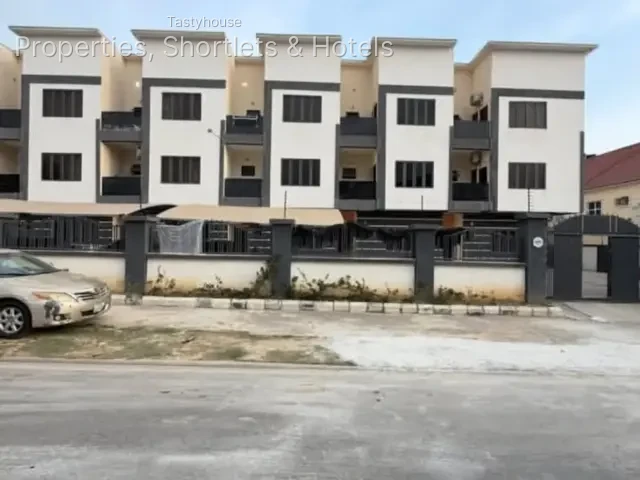 4 – Bedroom Terrace Duplex with BQ