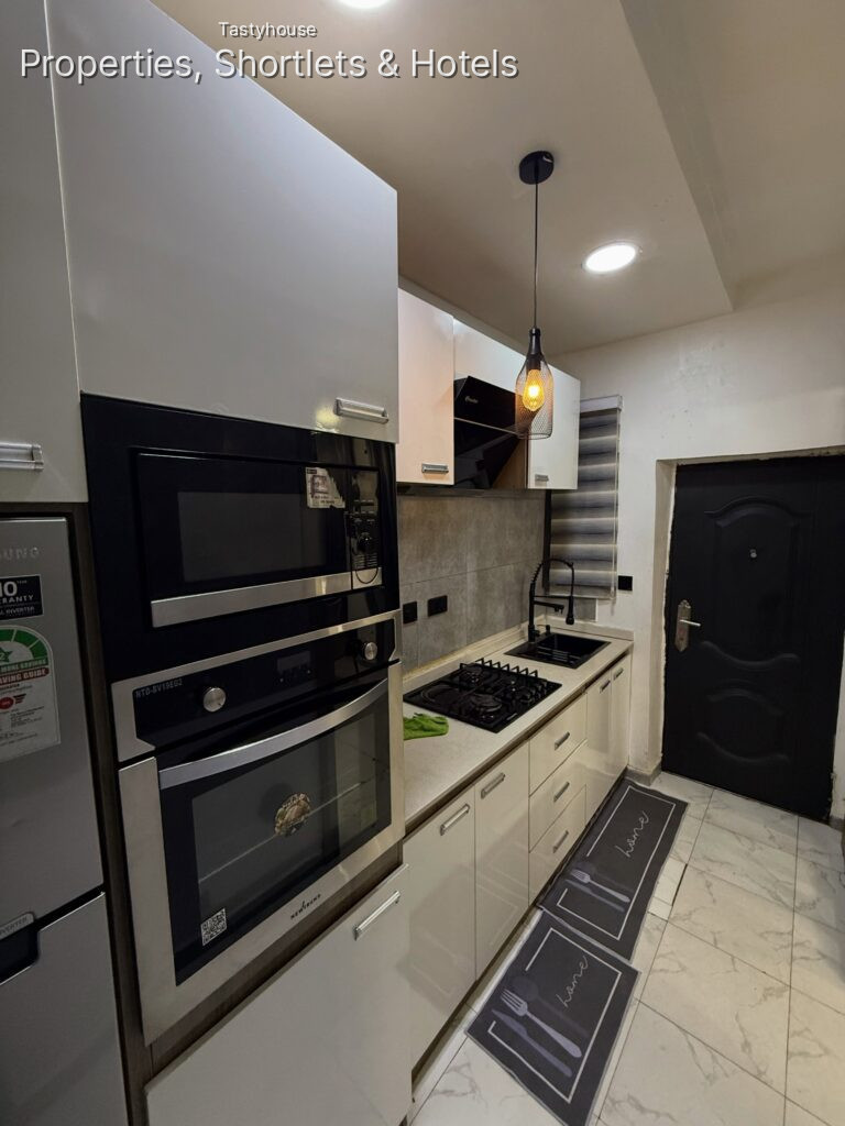 Luxury furnished 1 bedroom