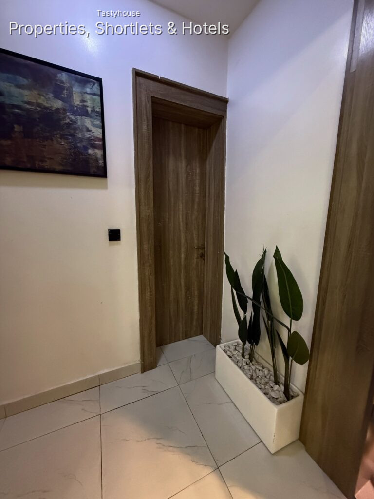 Luxury furnished 1 bedroom