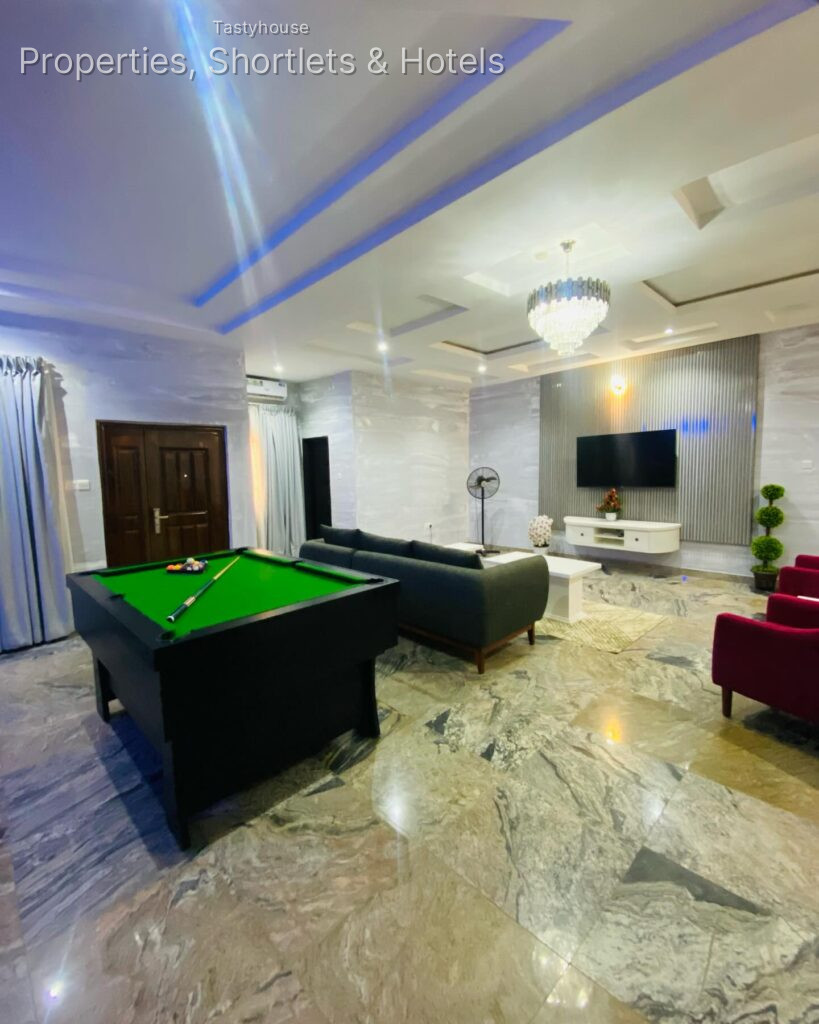 Fully Furnished & Serviced 3-Bedroom Apartment