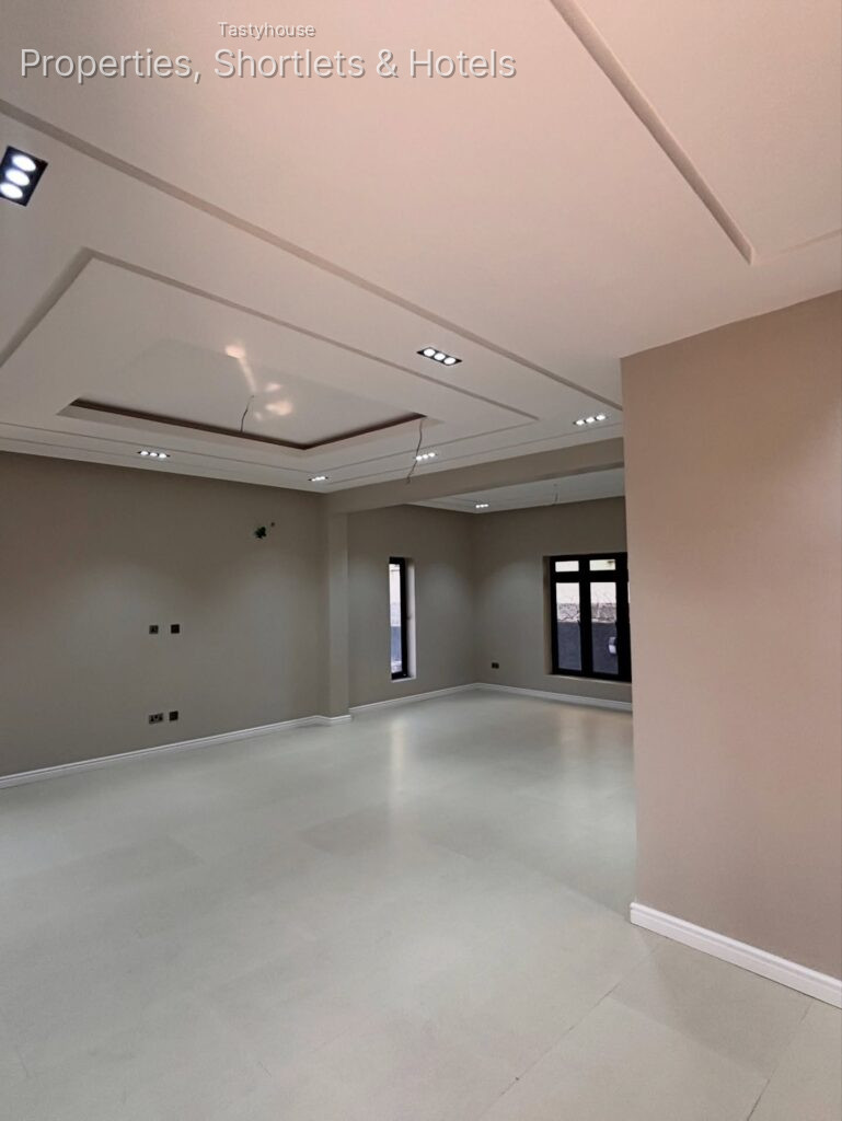 BRAND NEW PREMIUM5 BEDROOM & BỌ