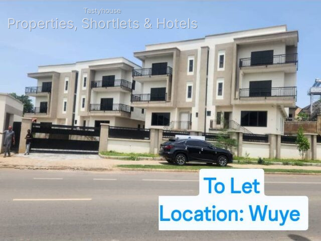 4 BEDROOM SEMI-DETACHED DUPLEX